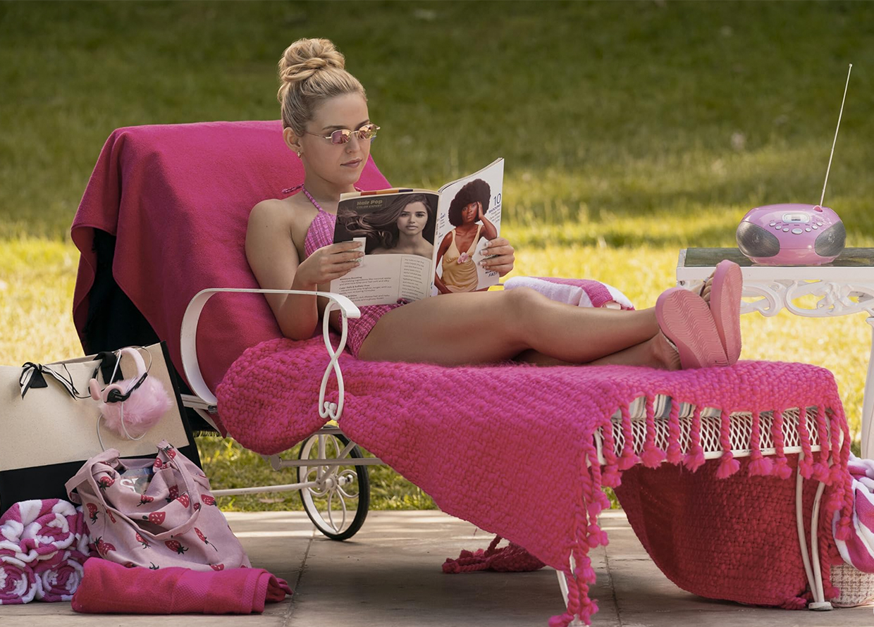 buro malaysia elle woods fashion wardrobe style icon legally blonde prime video series