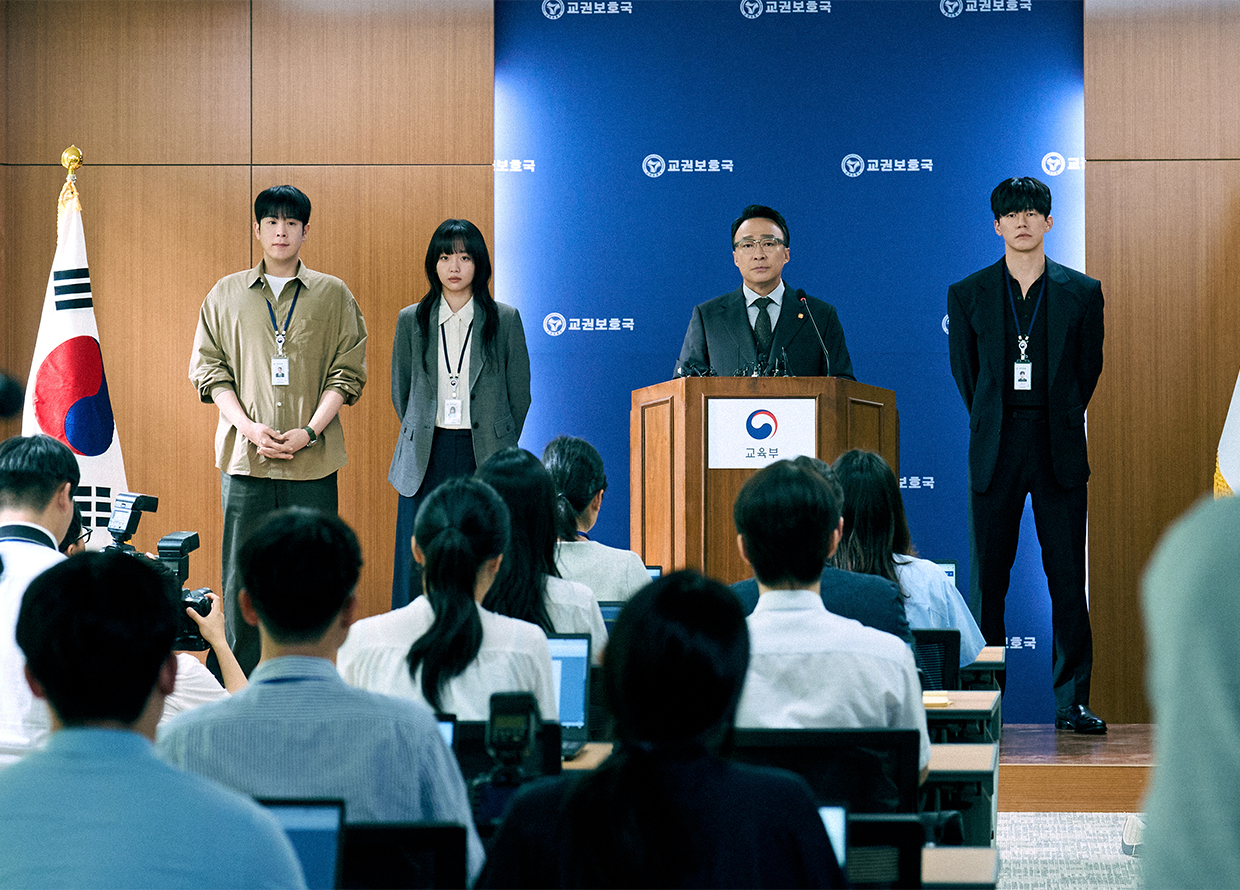 buro malaysia teach you a lesson netflix kdrama interview hong jong chan