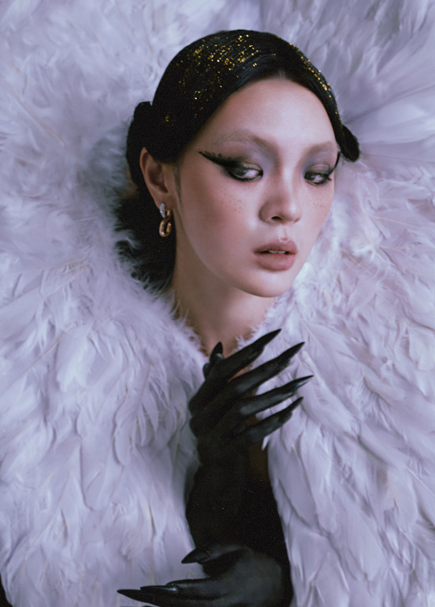 Hello, I Am Hana Roanne: The Multi-Hyphenate in Constant Transformation
