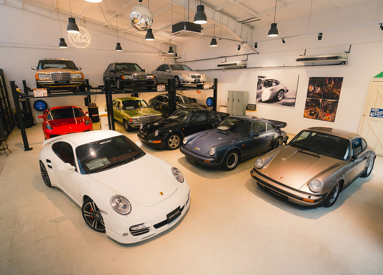 How to Start Your Own Vintage Car Collection, According to Venturi Motors