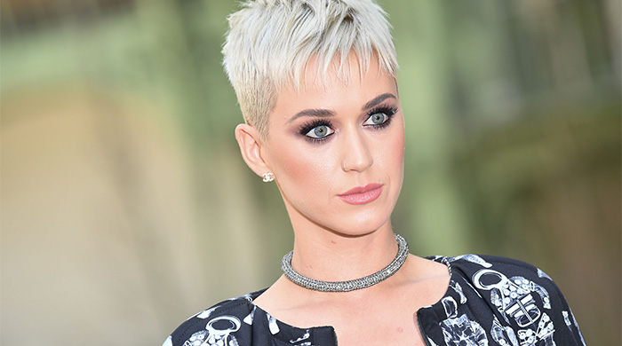 5 cool ways to rock your short hair like a star