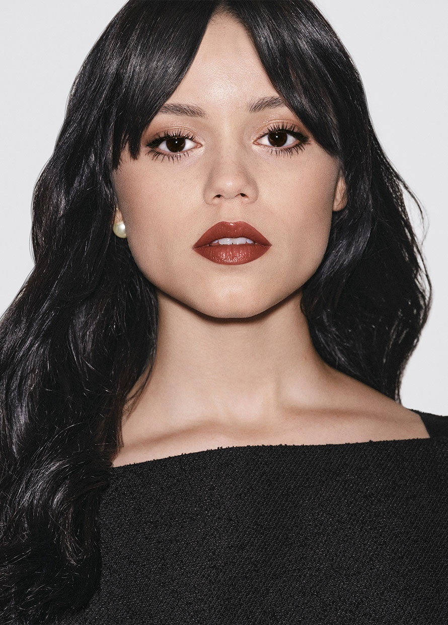 Interview: Jenna Ortega Talks Confidence, Self-Expression and Her New Campaign for Rouge Dior On Stage