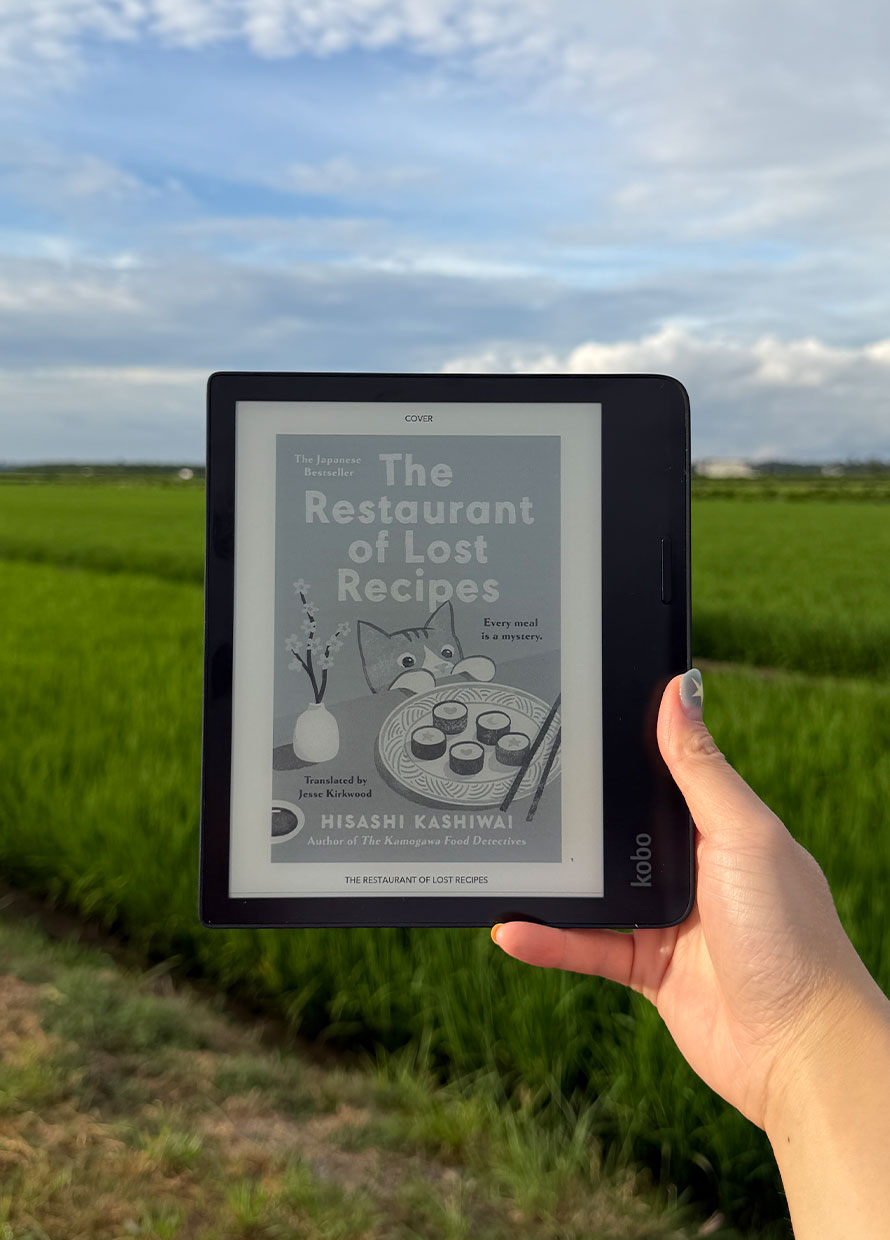 BURO Bytes: 5 Features on the Rakuten Kobo Sage That Made Me Believe in E-Readers