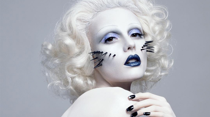 7 Minutes with celebrity makeup maestro Roshar