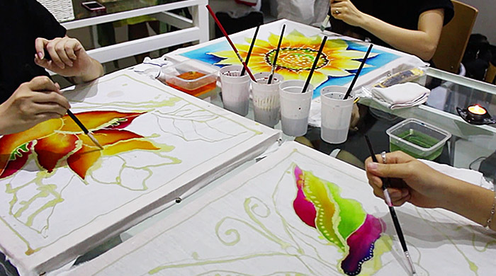 Buro Tries: A Meditation through Batik workshop with Cotton & Sago