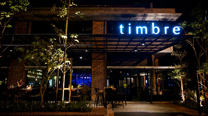 Timbre @ The Row: Comfort food meets live music