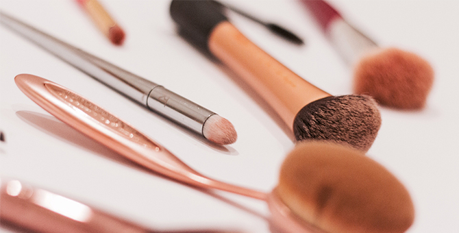 Makeup brush hygiene: 5 Ways to get better skin by tomorrow